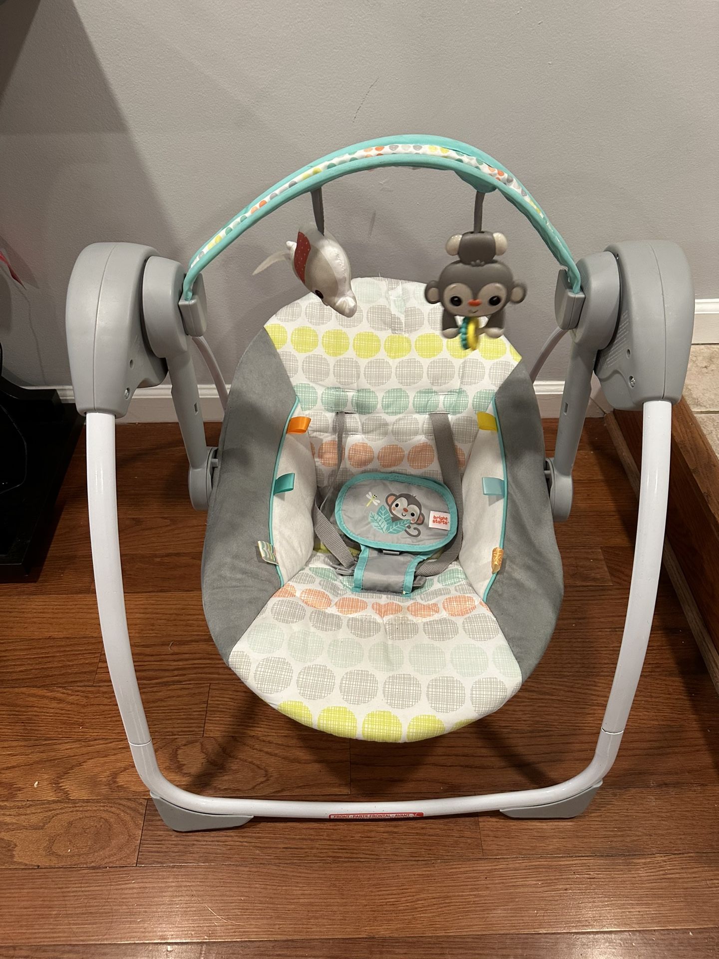Bright Starts Portable Automatic 6-Speed Baby Swing