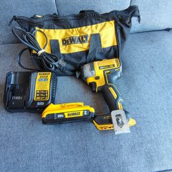 DeWalt 20 Volt Impact 1/4  & battery And Charger $100