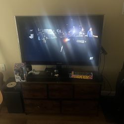 42” Samsung Flat Screen W Soundbar & Woofer