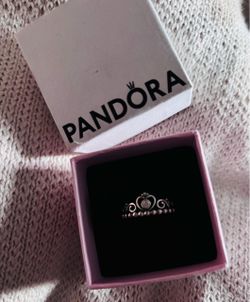 Pandora ring