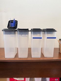 4 Pellet Containers