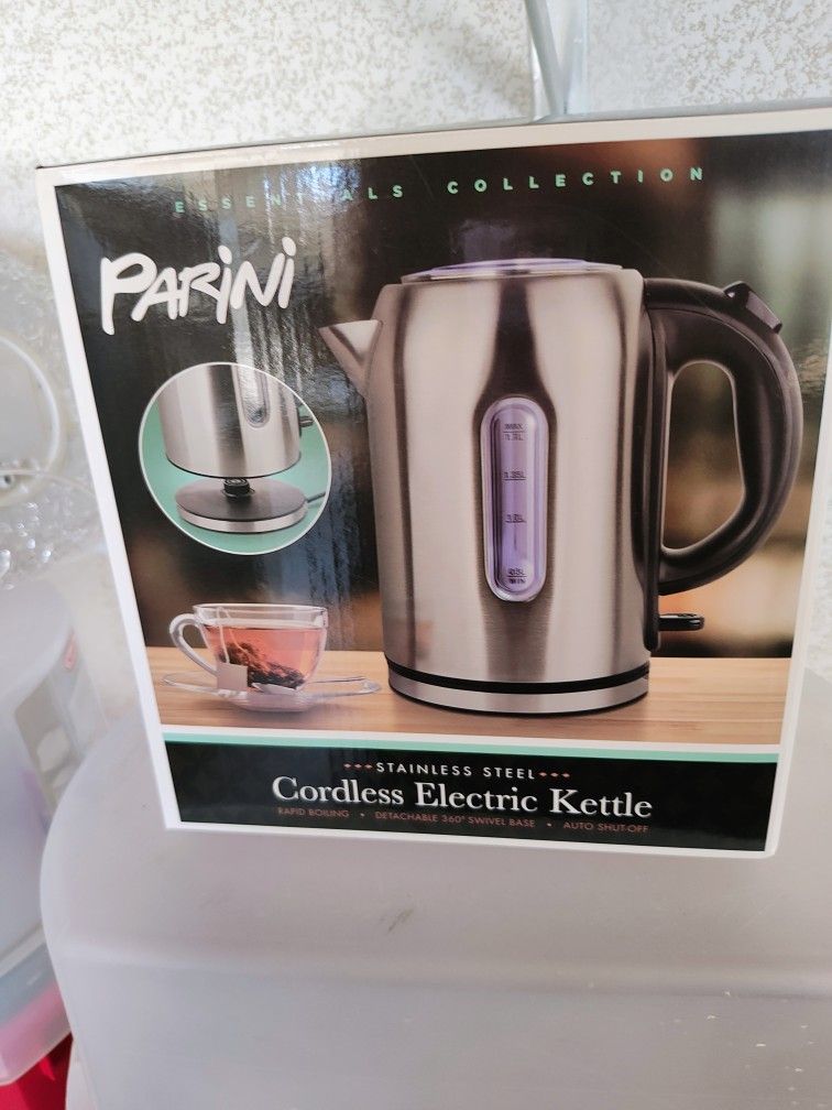 Parini Cordless Electric Kettle