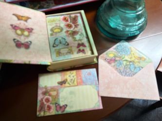 Butterfly Floral Stationery Note Card Set