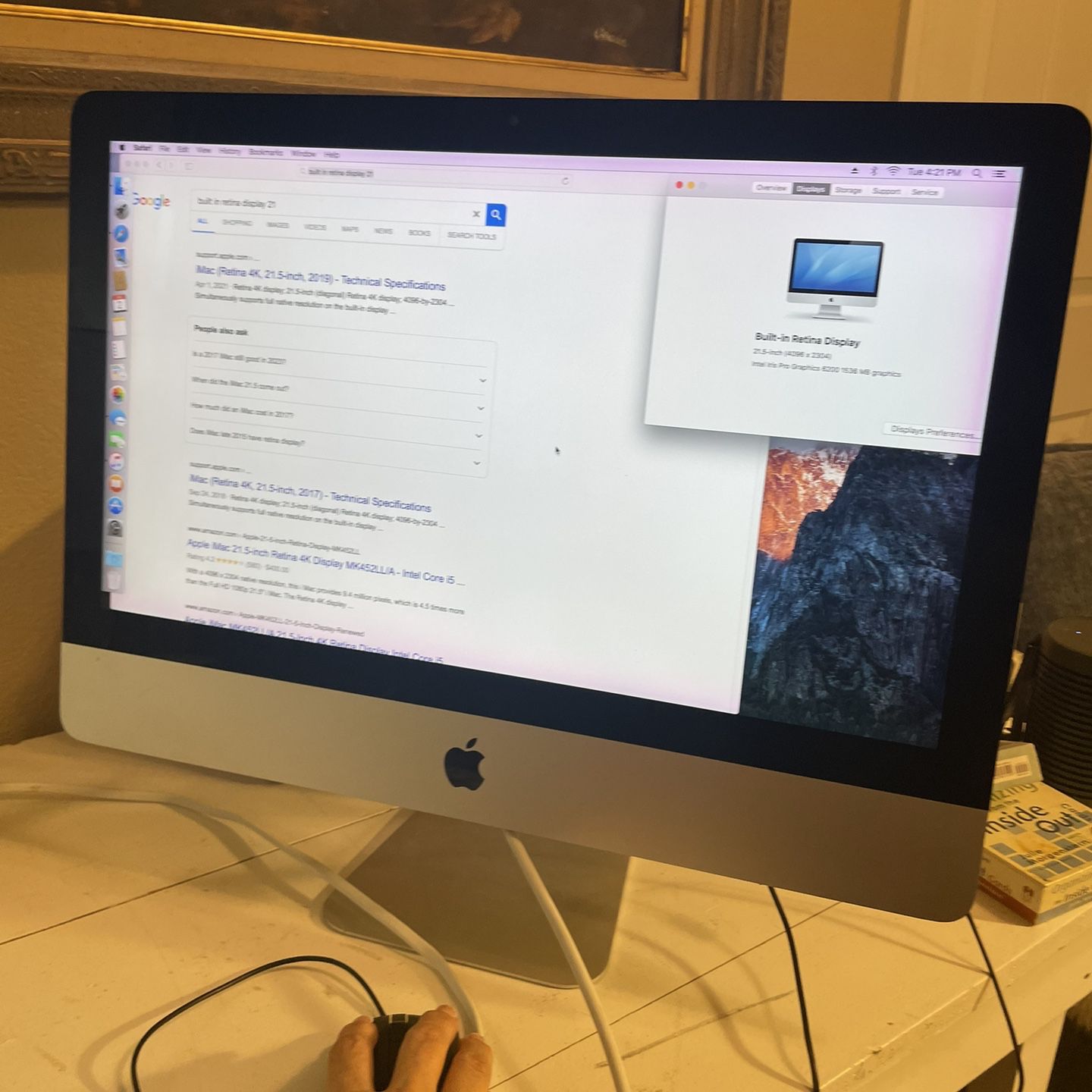 Mac Mini & Display Monitor 