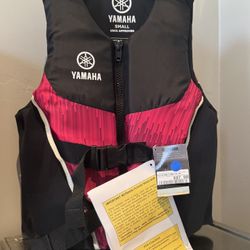 Yamaha Black And Pink Vest