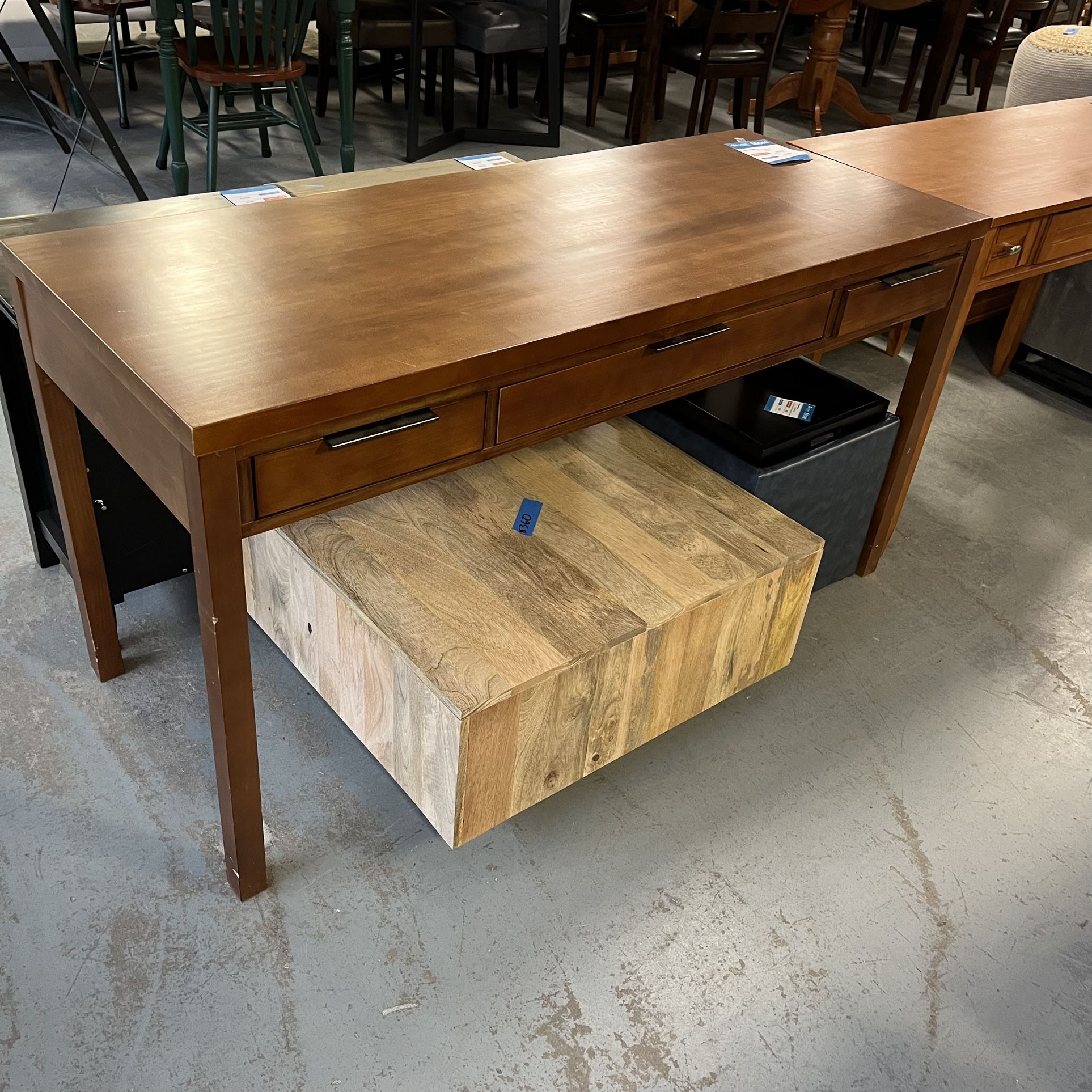 Brown Simple Desk (in Store)