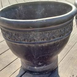 2 Light Weight Flower Pots Black Some Wearing 