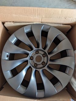 Tesla 20 inch wheel - Model 3 Performance
