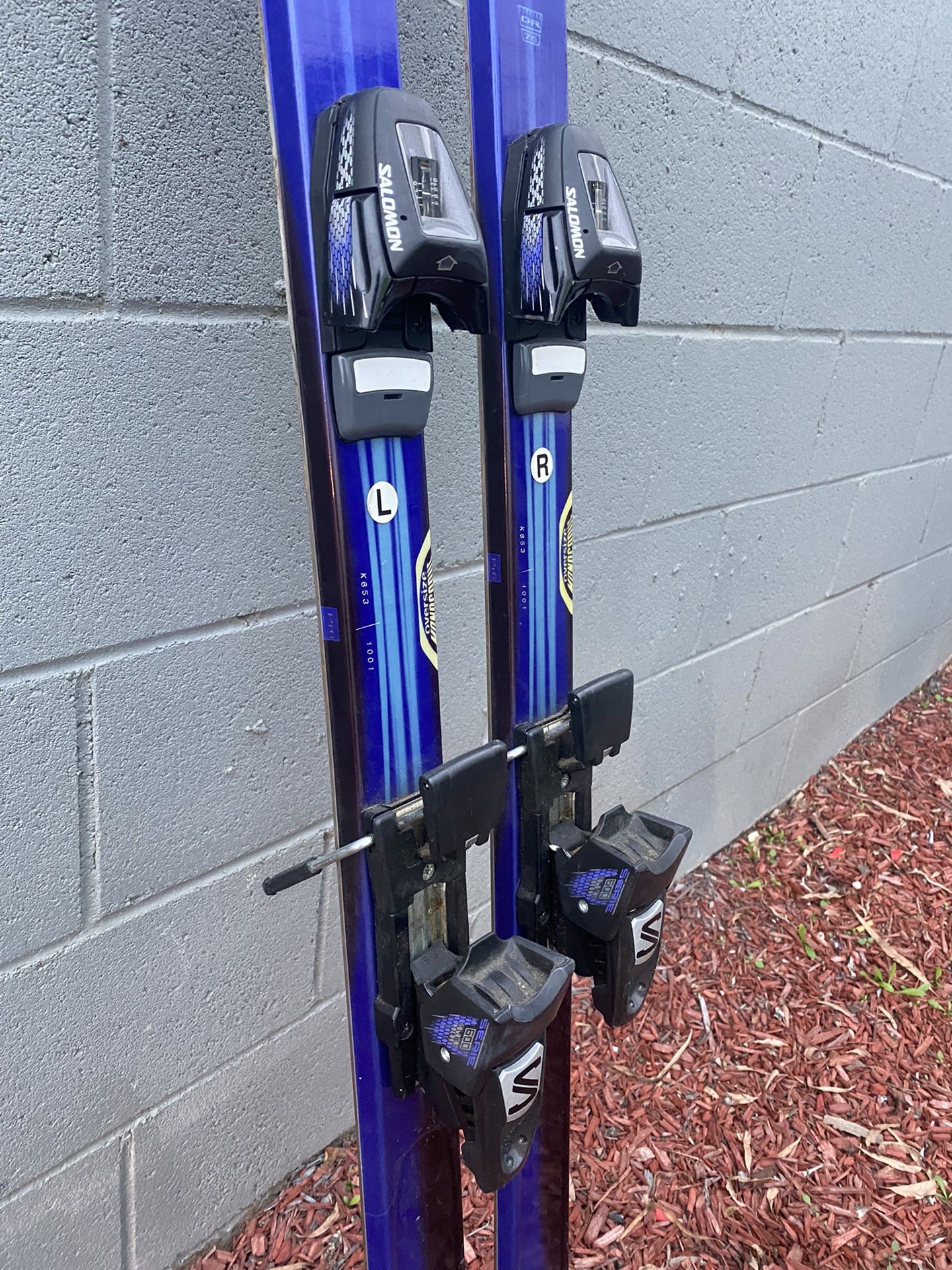 Salomon Axendo 8 Prolink Skis With Salomon 800 S Bindings