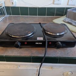 Aroma AHP-312 Double Burner Hot Plate. 