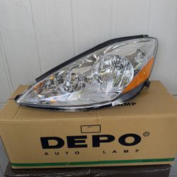 Toyota Sienna Driver Side Headlight 06-10