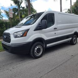 2019, Ford Transit 