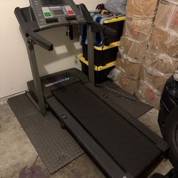 Pro Form XP 550 Treadmill 