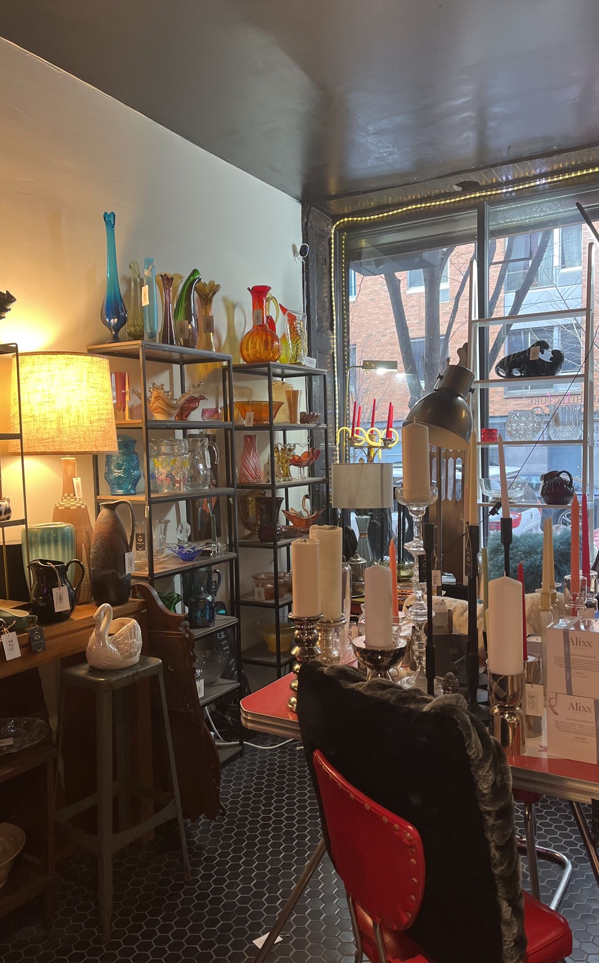 50% OFF NEW AND ANTIQUE FURNITURE, DECO AND GIFTS, STORE CLOSING!