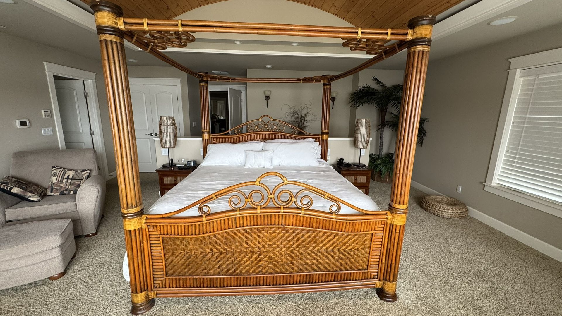 King Canopy Bed Frame, Tropical