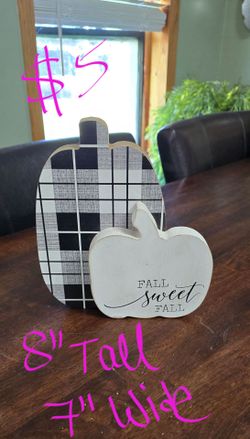 Buffalo Plaid Pumpkin Fall Decor Shelf
