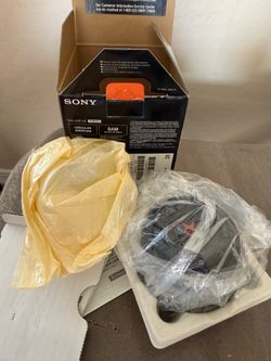 Sony 50mm f/1.8 SAM DT Lens for Sony Alpha Digital SLR Cameras - Fixed