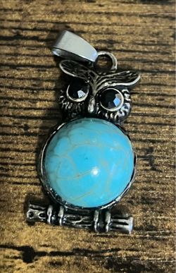 Silver Owl Pendant with Turquoise Stone