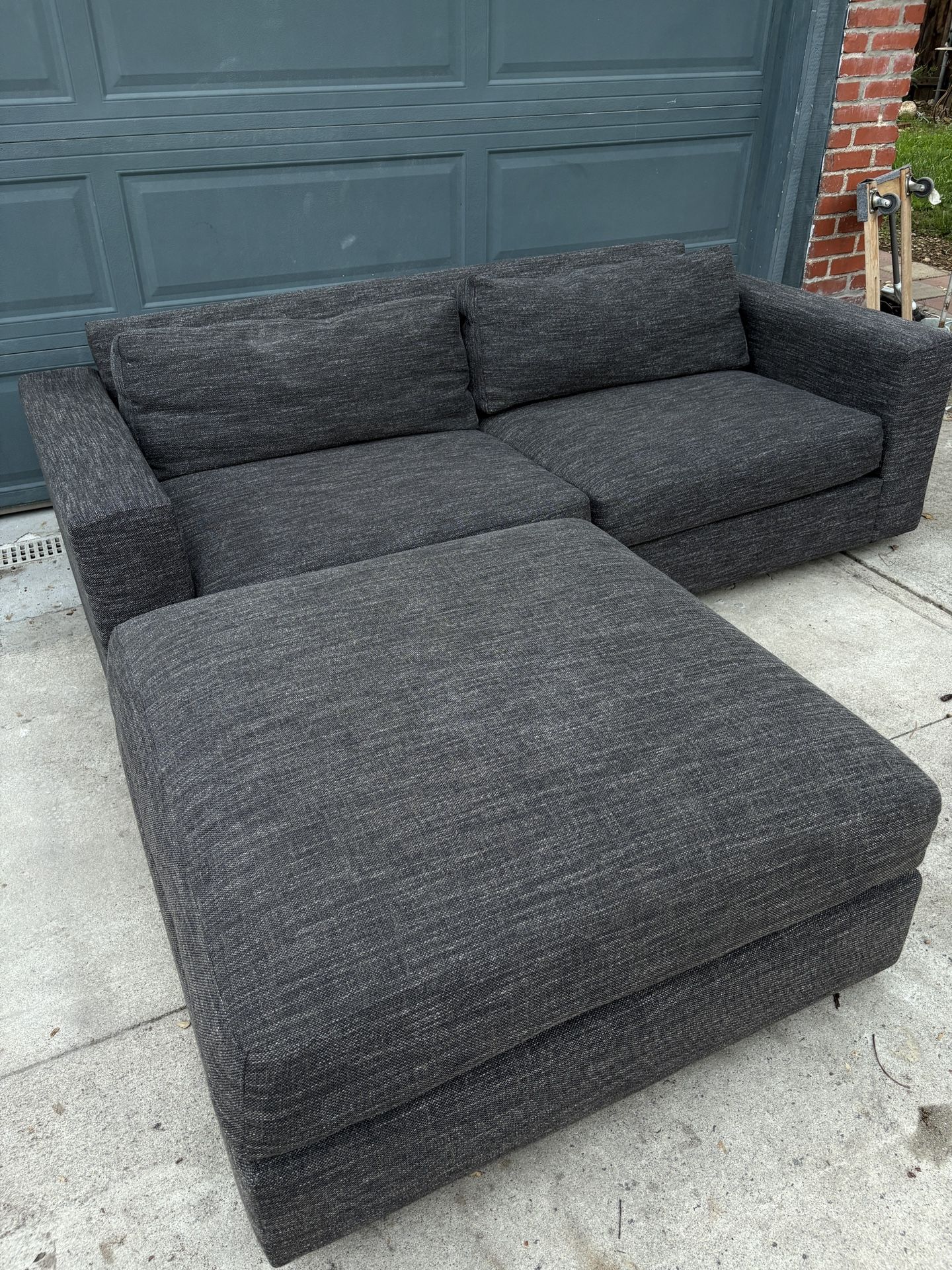 West Elm Urban Couch FREE DELIVERY