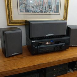 Sony Home Theater System Left Right Center with Sony Remote And Cables