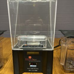 Blender Commercial Blendtec ABC5  With (4) Containers 