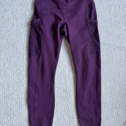 Womens Size Small Fabletics Purple Leggings With Side Pockets 
