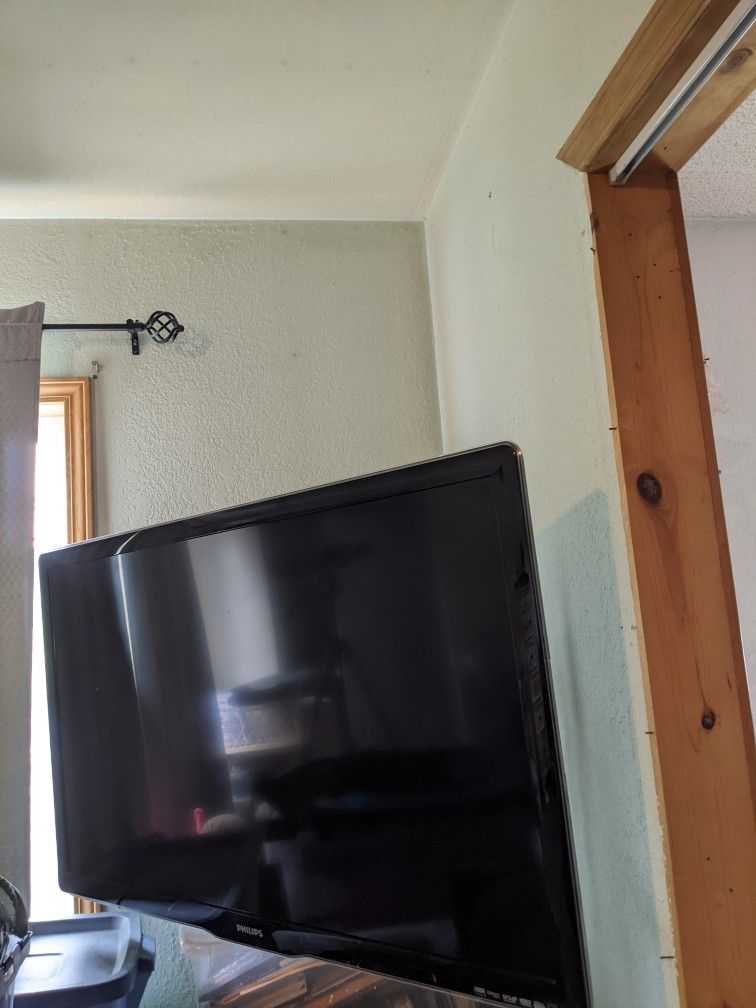 Philips 46 Inch Flat Screen Tv