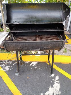 Large Heavy-Duty Barrel BBQ Grill