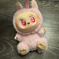 Two Lafufus! 