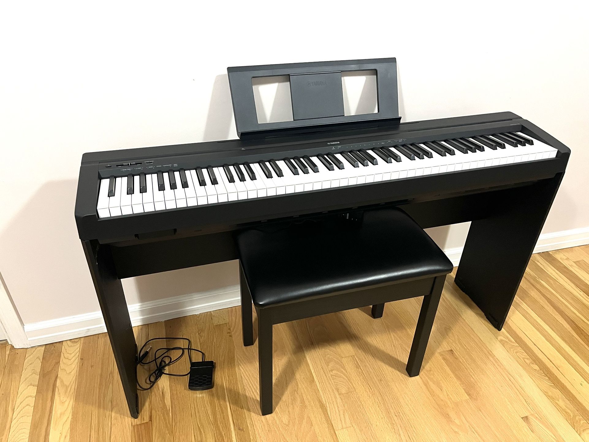 Yamaha P-45 Digital Piano - almost new