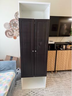 Closet, used.  IKEA