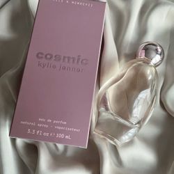Kylie Jenner Cosmic Perfume 
