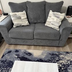 Couch/loveseat Combo