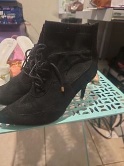 Black Lace-Up Heeled Ankle Boots