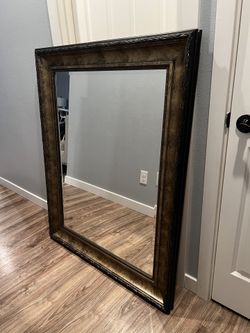 Frame Mirror
