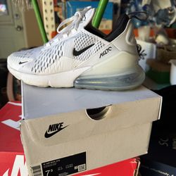 Women's Nike 270s color white size 7.5 women