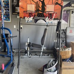 Arcade basketball game