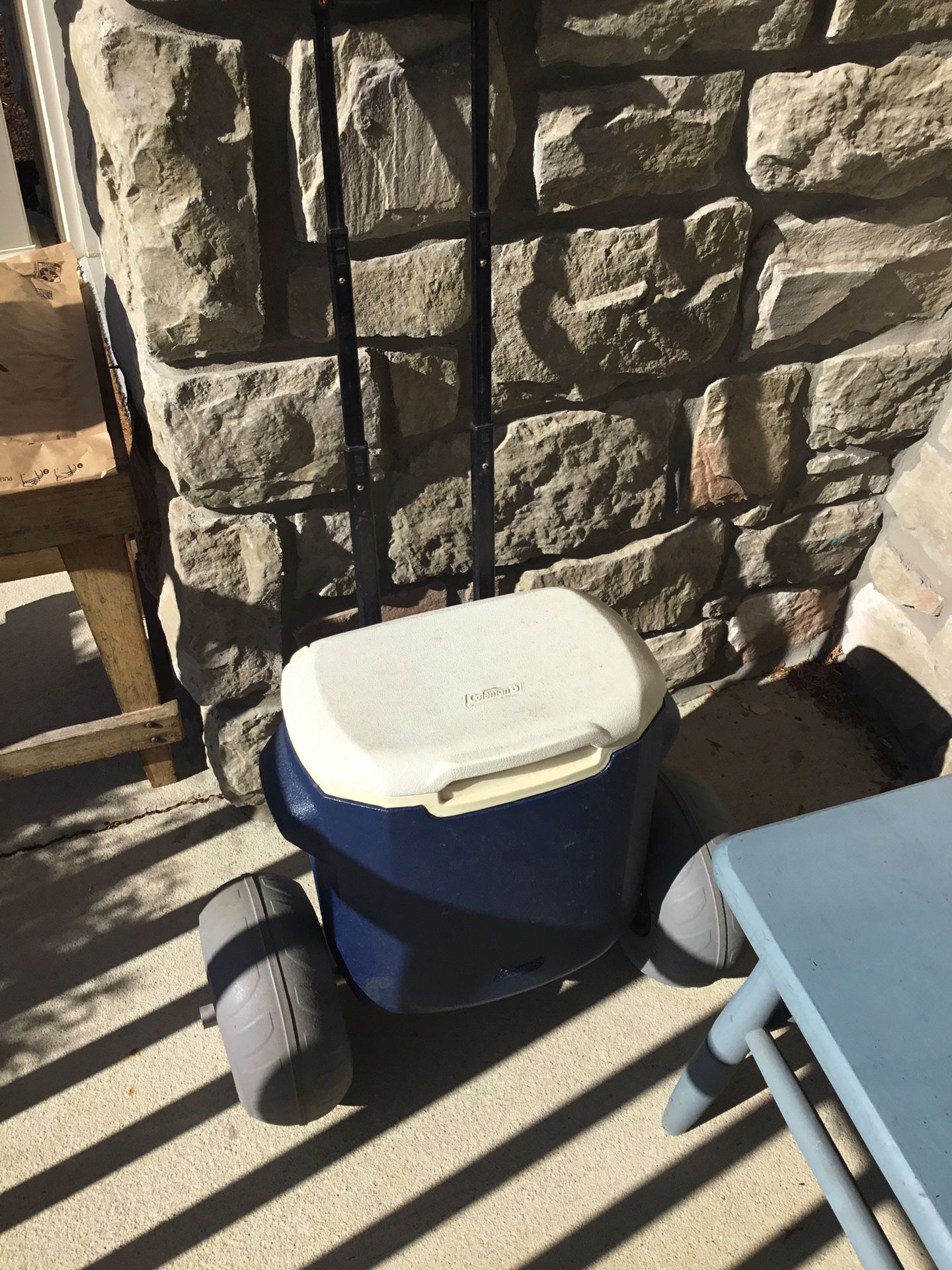 Coleman Flotation Balloon Tired Beach Cooler