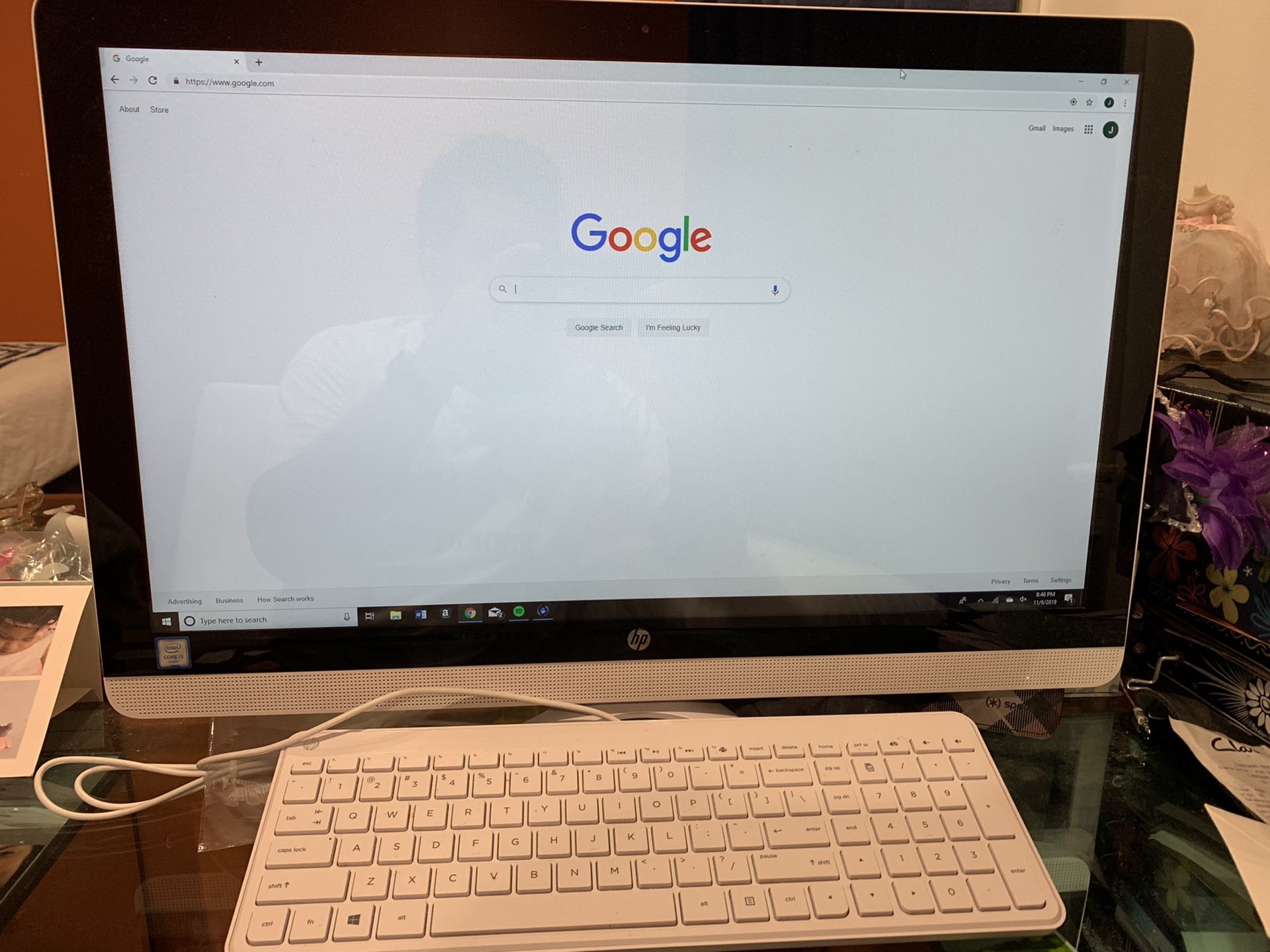 HP touchscreen 23” computer