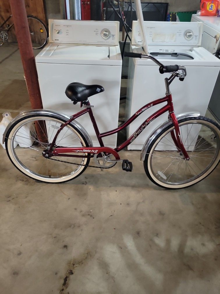 Huffy Santa FE2 Lady Bicycle