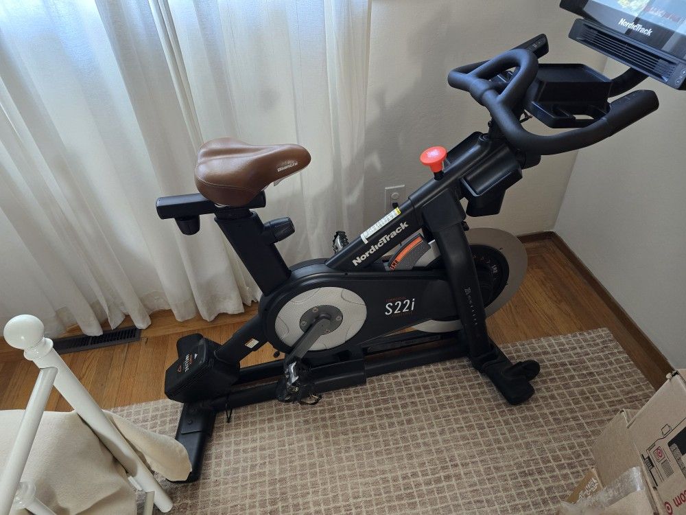 NordicTrack S22i Exercise Bicycle home gym commercial grade