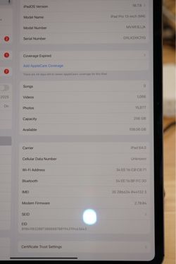 Apple iPad Pro 13 inch M4 256GB w/ Cellular