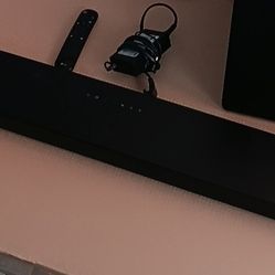 LG Soundbar With Wireless Subwoofer & Remote 