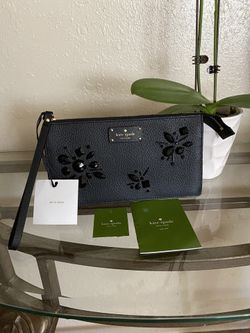 KATE SPADE ♠️ WRISTLET CIARA