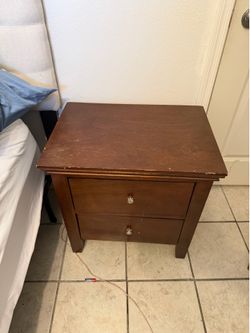 Bedroom dresser set
