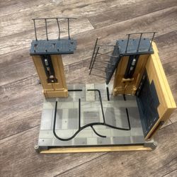 Star Wars Episode 1 Motorized Theed Hangar Playset Phantom Menace Hasbro 1999