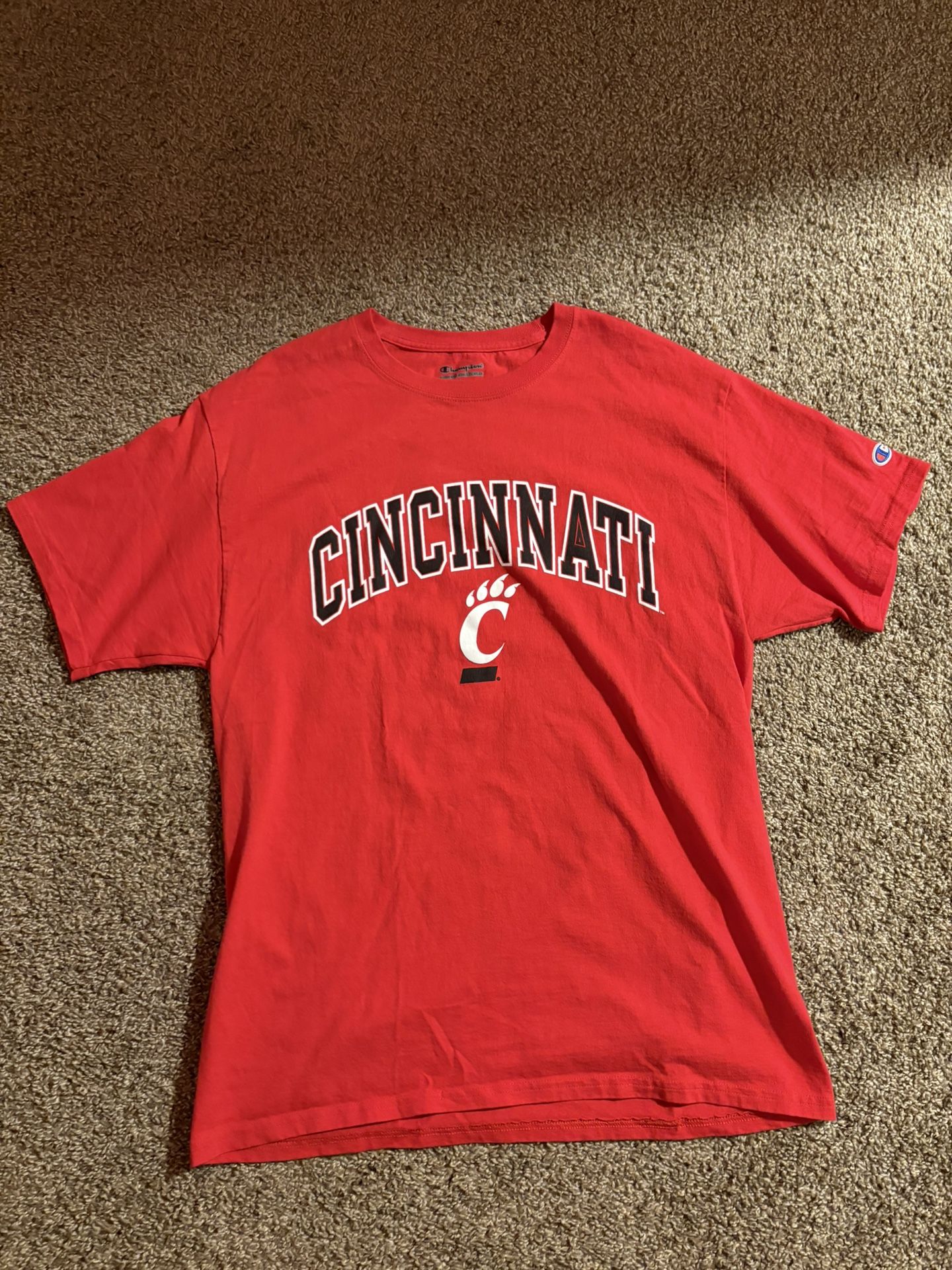 Champion Cincinnati Bearcats T-shirt