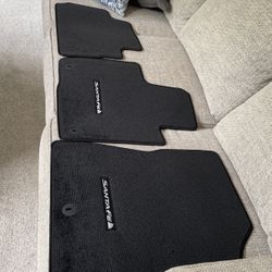 3 New Mats For Hyundai Santa Fe