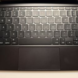 Magic Keyboard  For Ipad Pro 11” M4 or M5 Chips