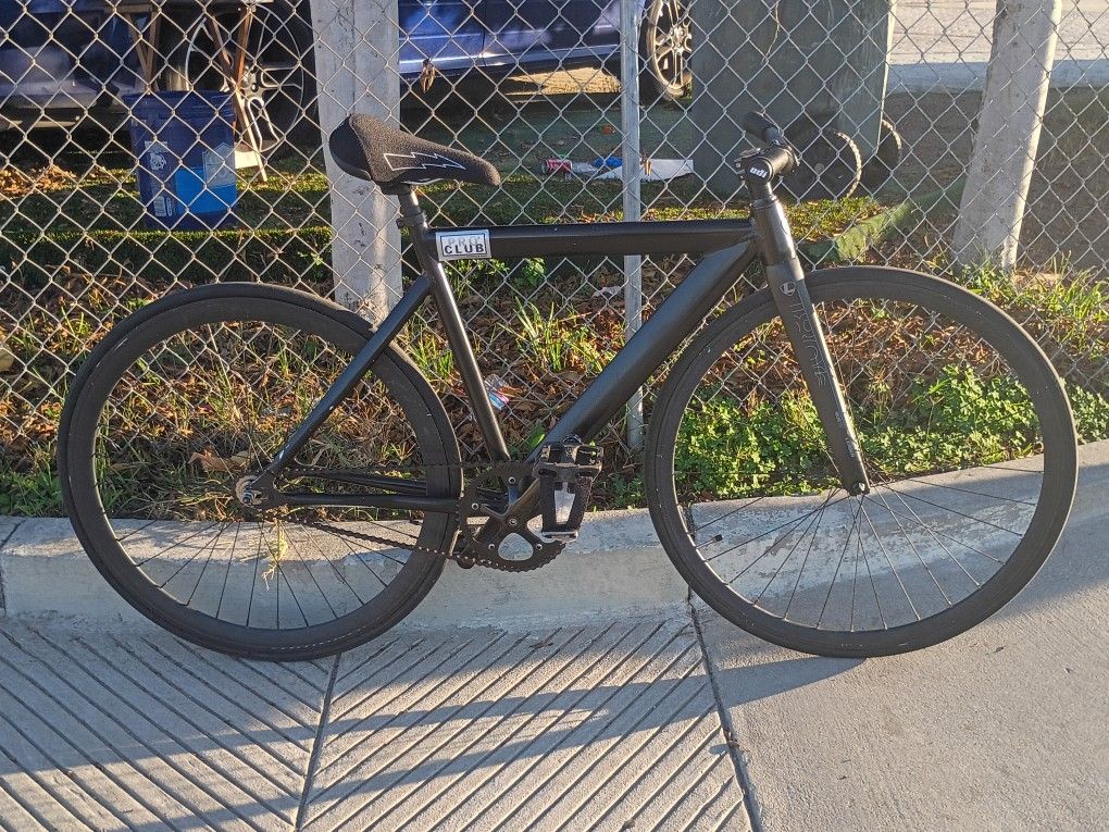 Leader 721 Fixed Gear Bike 